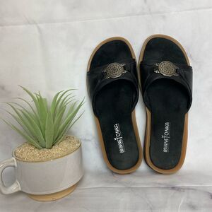 Minnetonka Silver Medallion Leather Slide Sandals size 7